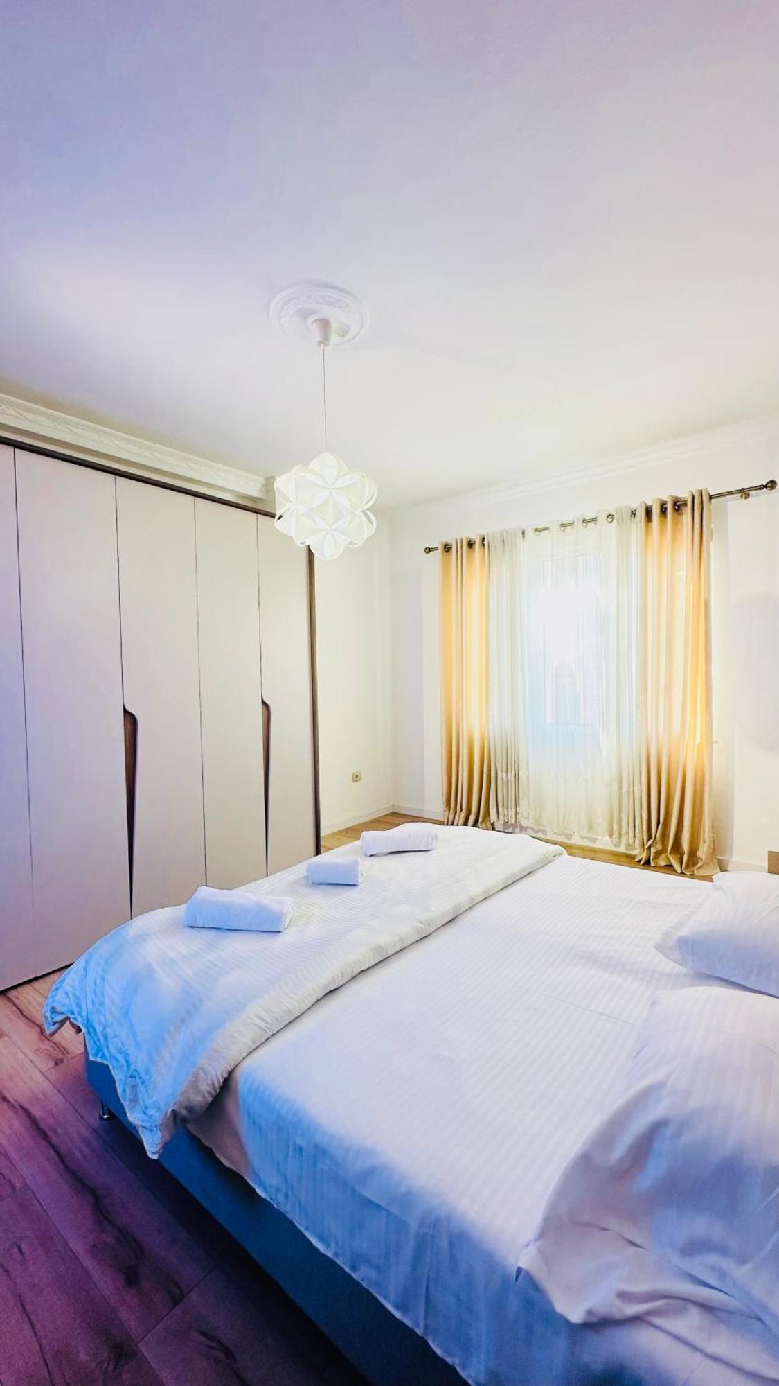 Blloku Luxury 2 Bedroom Apartment