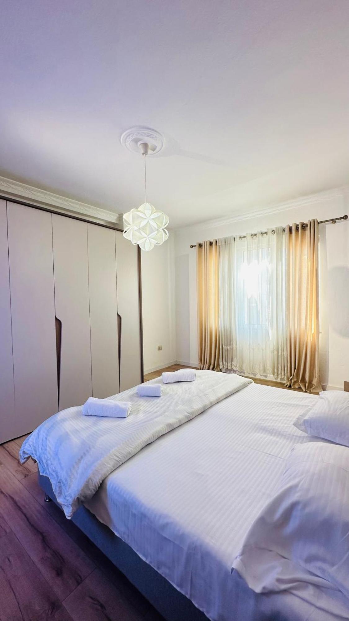 Blloku Luxury 2 Bedroom Apartment