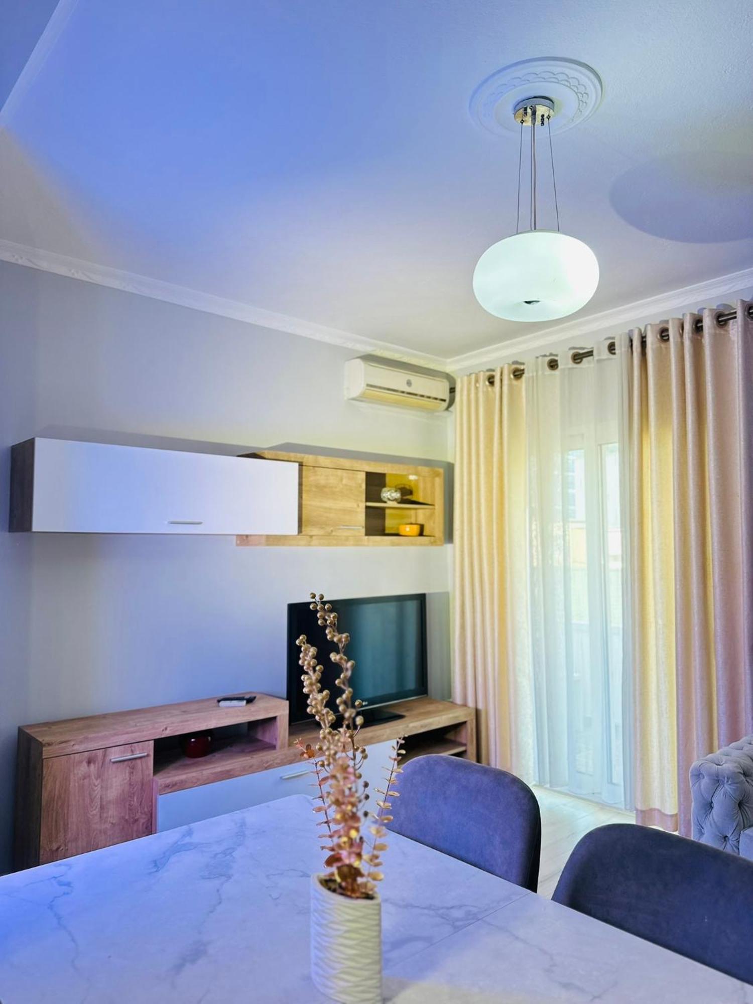 Blloku Luxury 2 Bedroom Apartment *